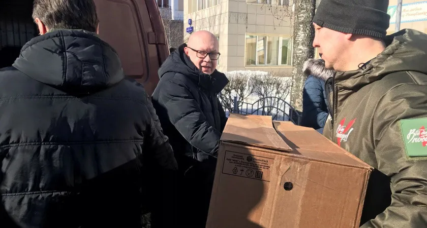 Жители Коми собрали полезную технику для бойцов в зоне СВО