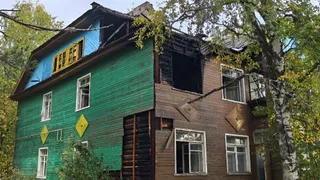 В Коми при пожарах в домах мужчина погиб, женщину спасли, а еще 20 человек эвакуировали