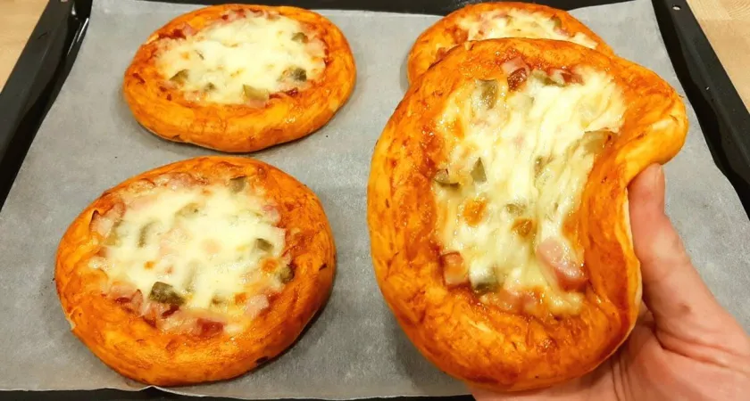 Рецепт мини-пиццы из великолепного дрожжевого теста: вкусная домашняя пицца