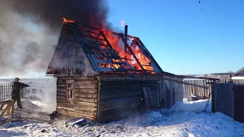 В Коми за прошедшие сутки сгорели баня и автомобиль