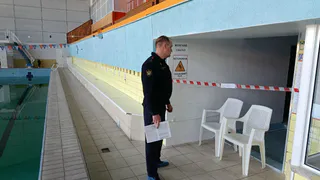 В Сыктывкаре по постановлению суда на месяц закрыли Центральный бассейн