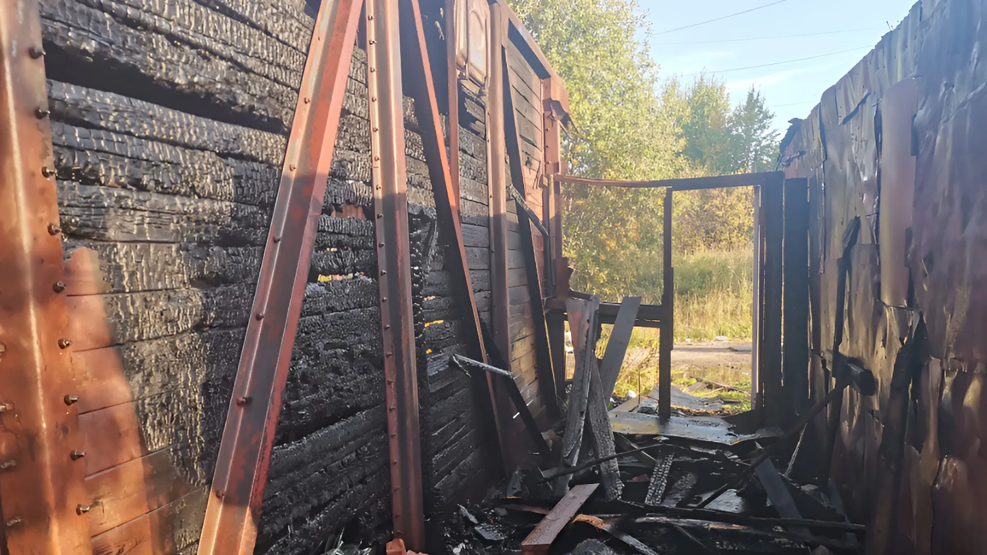 В Коми под Печорой при пожаре в частном доме погиб мужчина