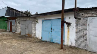 В Коми подростки разгромили чужой автомобиль – родители заплатят почти 300 000 рублей