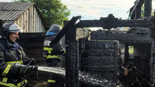 В трёх районах Коми по разным причинам горели гаражи и хозяйственные постройки