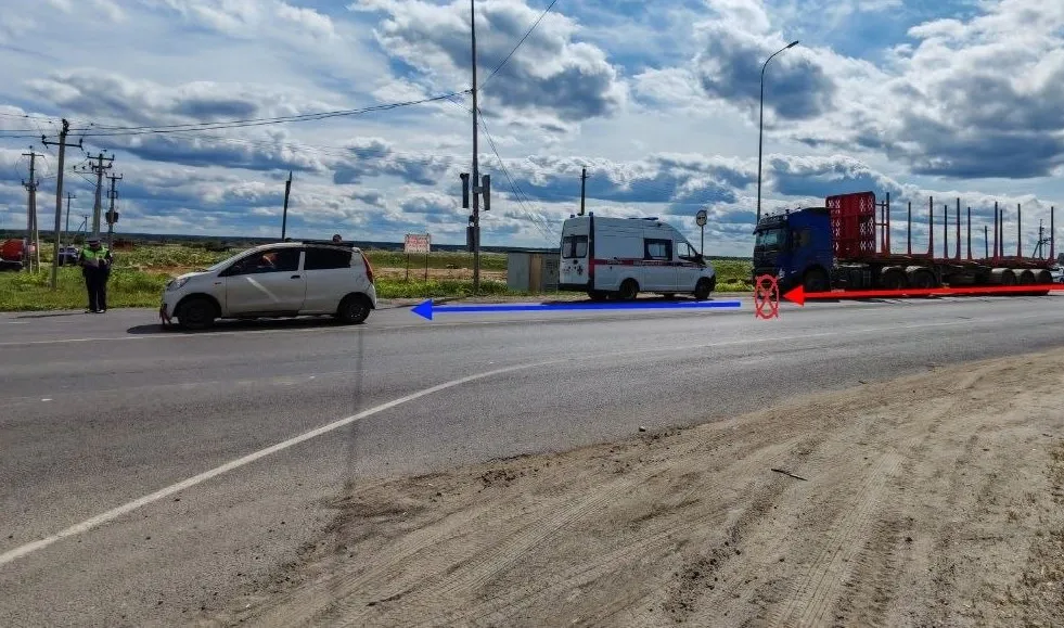 В Коми шведская иномарка догнала Daihatsu: пострадала пассажирка "японца"