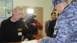 В Коми раскрыли нарушения: конфискация оружия и хаос в униформе охранников