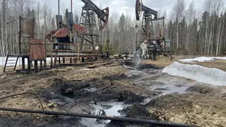 В Коми компания пыталась огнем уничтожить загрязнение от нефтеразлива