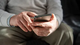 Мошенники атакуют жителей Коми: под видом банковских предложений обещают золотые горы