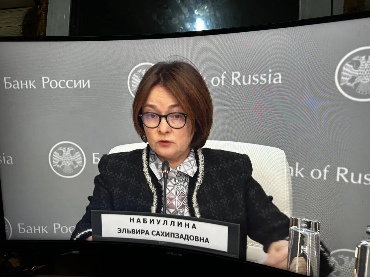 "У нас нет выбора, держитесь": глава ЦБ Набиуллина предупредила россиян, кто держит кредиты и вклады