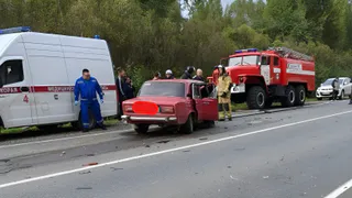 Столкновение ВАЗа и БМВ на «Вятке» в Коми унесло жизнь пассажира  