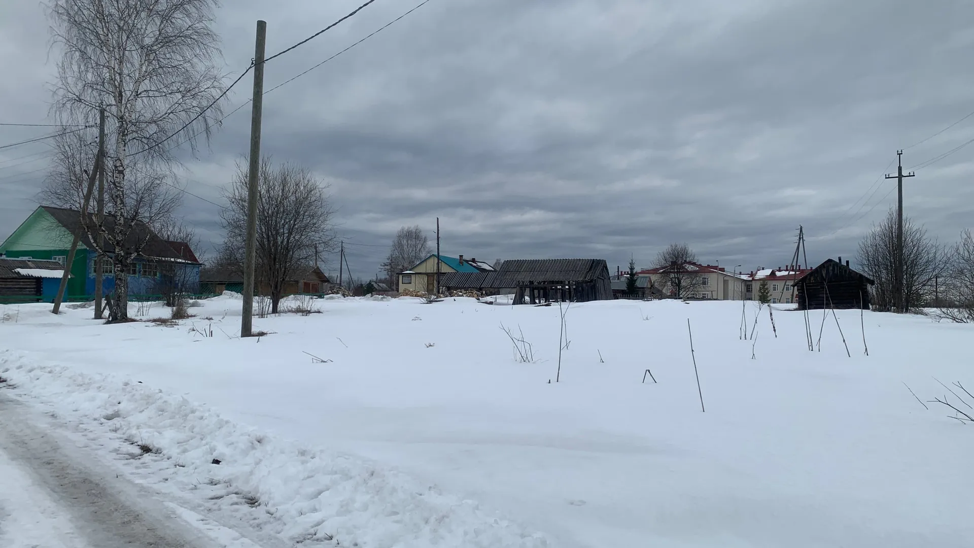В деревне Коми после жалоб жителей установили уличные светильники