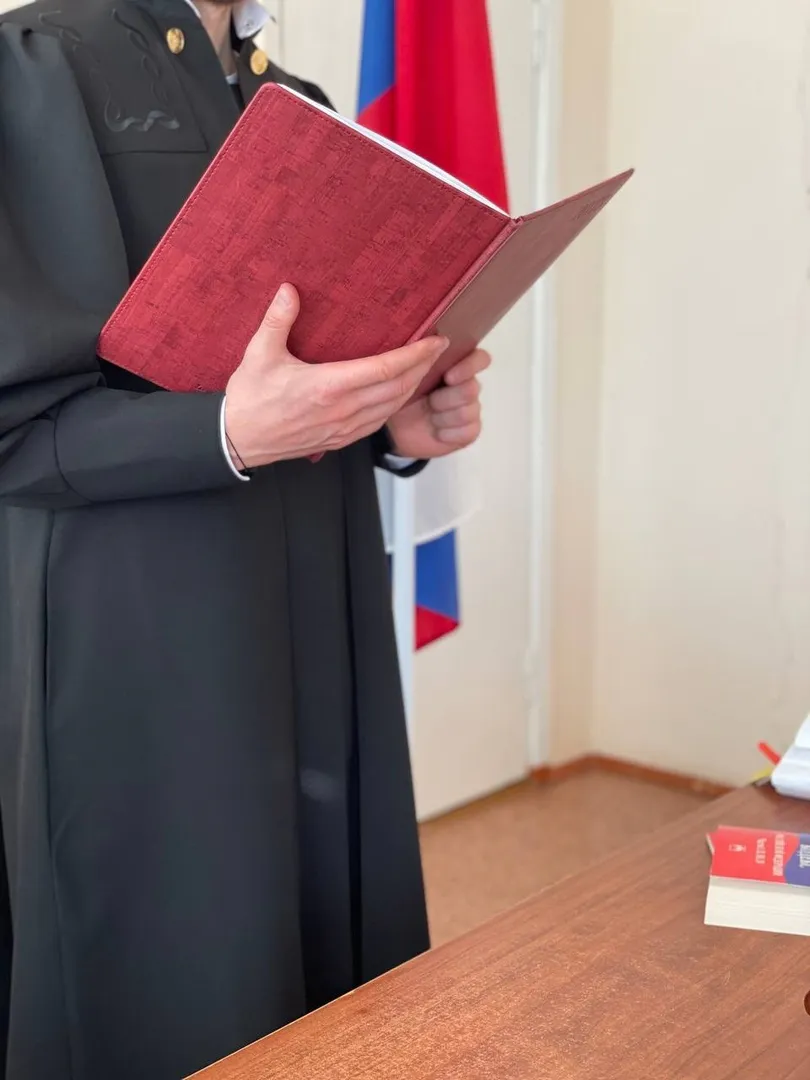 В столице Коми гостья обокрала хозяина квартиры на полмиллиона рублей