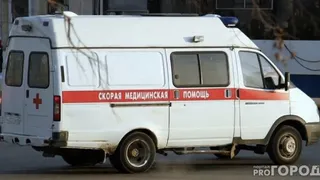 77-летняя жительница Коми упала и потеряла сознание в офисе УК