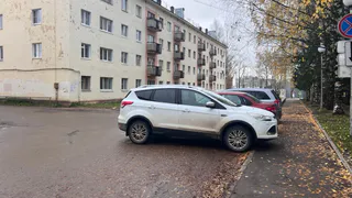 Не прикасайтесь к тряпке на машине! Новая схема мошенников, которая работает безотказно