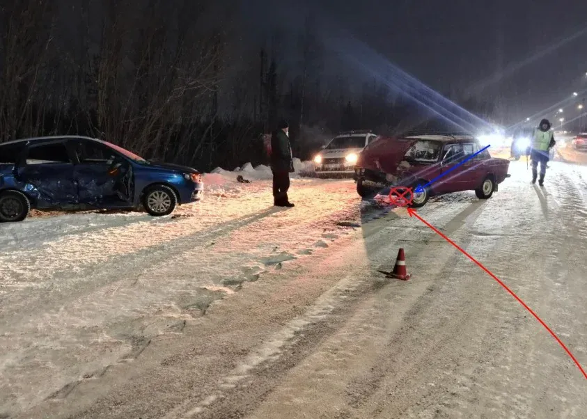 Два водителя спровоцировали серьезные аварии на заснеженных дорогах Коми