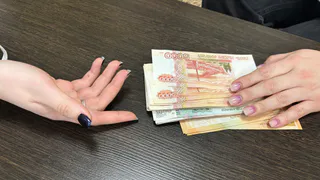 Жительница Коми лишилась 350 тысяч рублей из-за доверия к коллеге