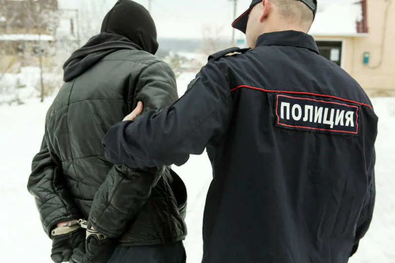 Печорца ждет 2 года в колонии строгого режима за донос на полицейских