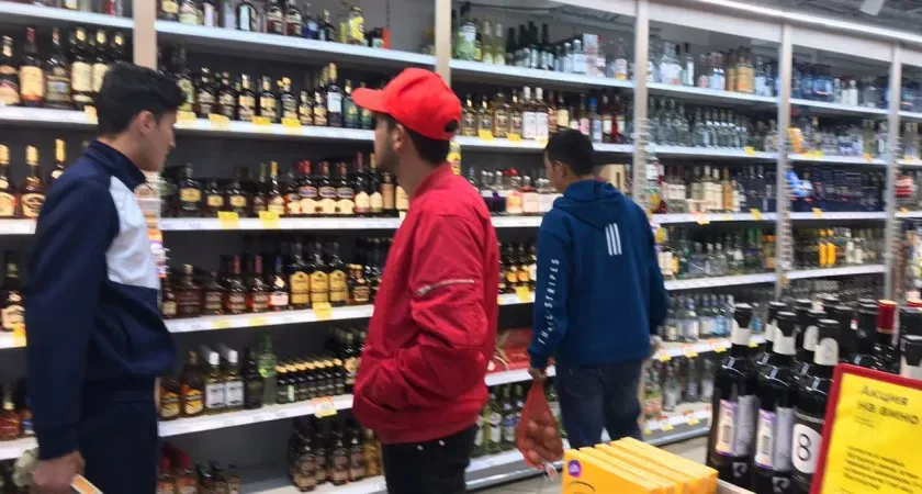 Роскачество: больше половины дешевого коньяка в России – подделка