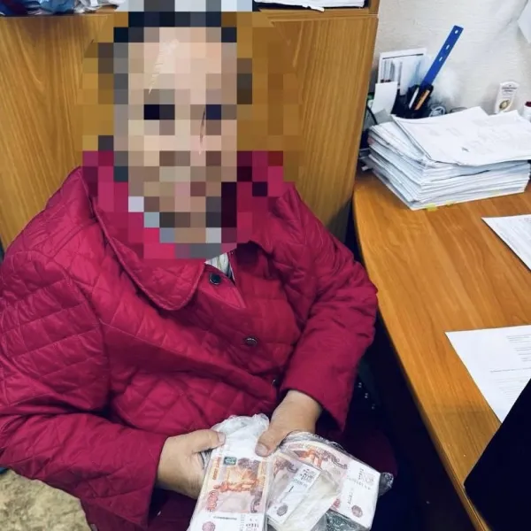 В Коми бдительные полицейские спасли пенсионерку от потери 900 тысяч рублей