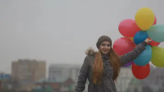 Гороскоп на 3 мая: Скорпионов осчастливит время подарков, Раки увидят будущее и им это не понравится