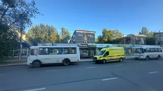 В Сыктывкаре пенсионерка пострадала из-за резкого торможения автобуса