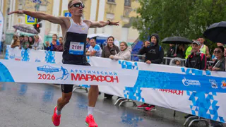 Заполярье Коми собрало сотни бегунов на Арктическом марафоне-2026
