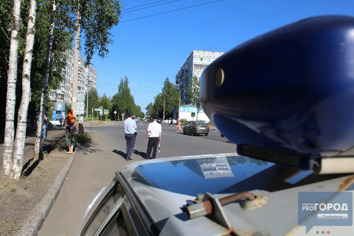 В Коми несовершеннолетний мотоциклист столкнулся со столбом