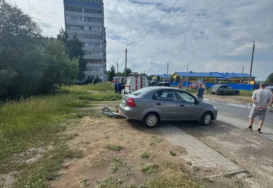 В Коми двое взрослых и трое детей пострадали в ДТП с двухколесным транспортом