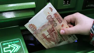 Электромонтер из Печоры потерял миллион рублей, отдав его мошенникам