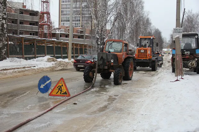 Многоквартирные дома одного из городов Коми остались без воды из-за аварии