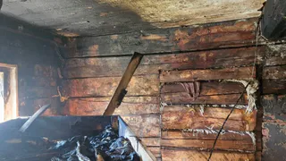 В Коми при пожаре в жилом доме спасли двух человек