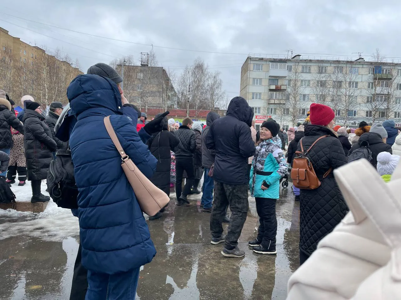 Как вы обесцениваете себя в глазах окружающих: 8 незаметных привычек, от которых стоит избавиться прямо сейчас