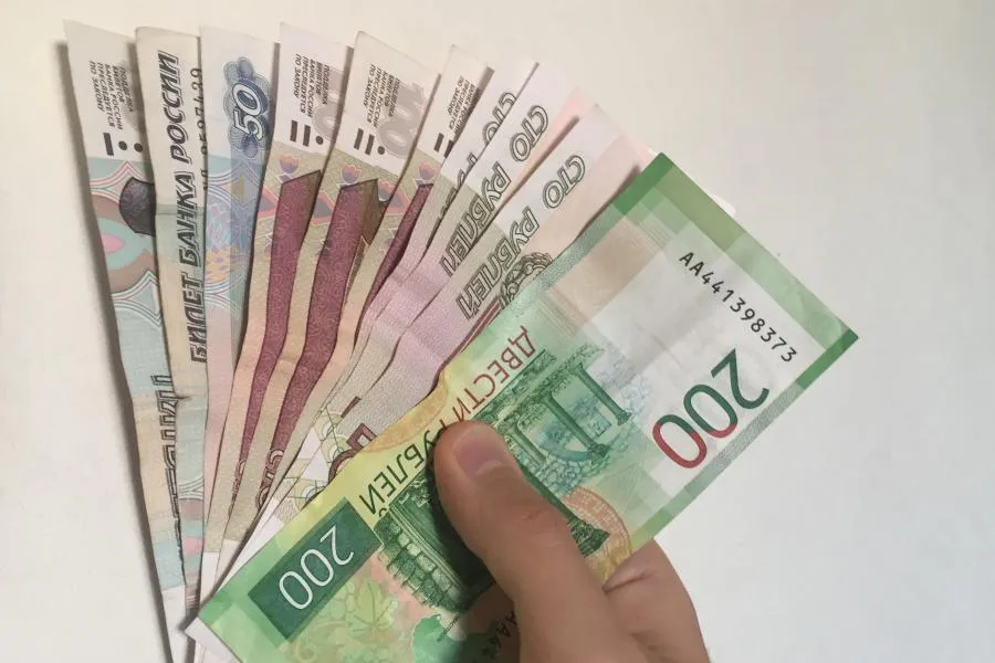 В Коми работникам предприятия задолжали по зарплате 17 млн рублей