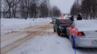 За утро понедельника в городах Коми случились три дорожные аварии с пострадавшими
