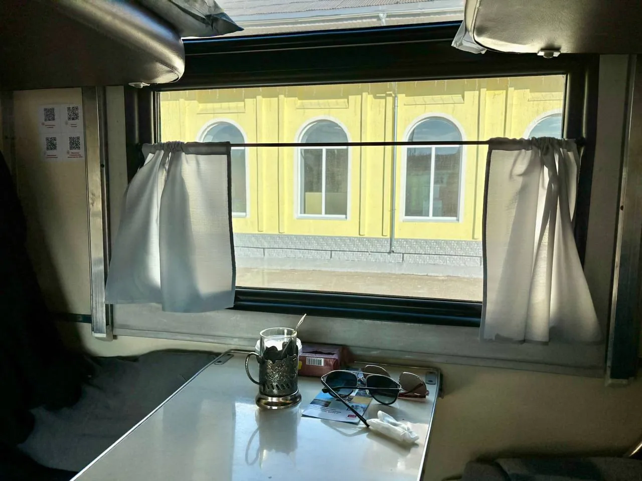 7 вещей, которые никогда не надо делать в вагоне. Проводница умоляет со слезами на глазах
