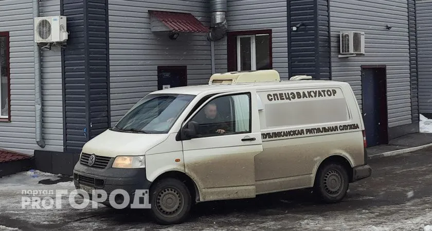 В столице Коми ищут подрядчика по перевозке тел умерших