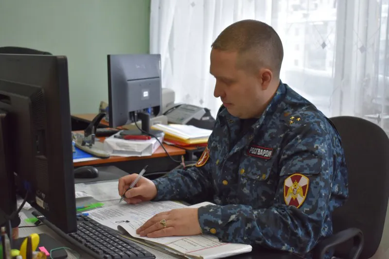 Охотник из Коми в лесу не обеспечил надежное крепление оружия и потерял его