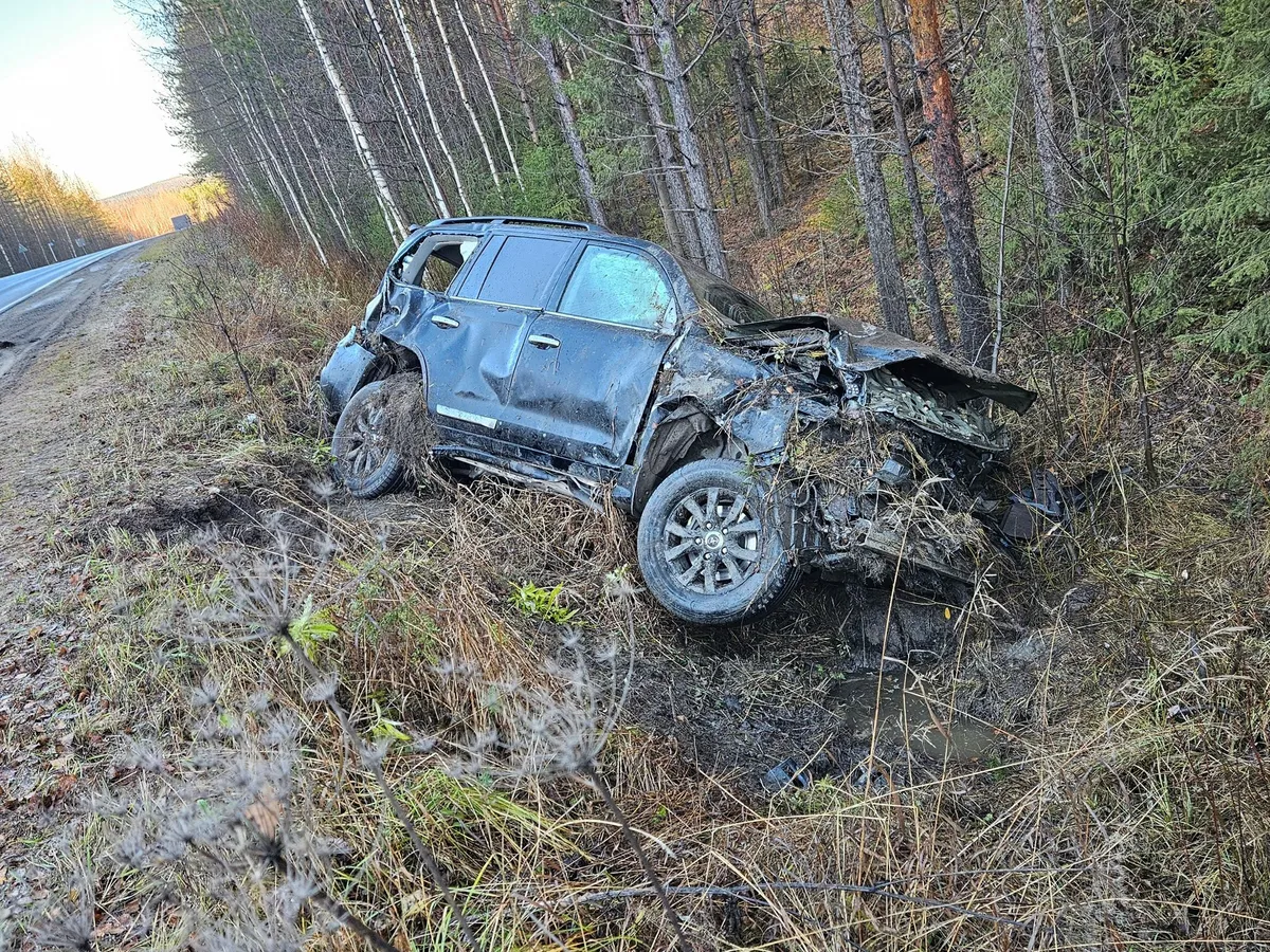 В Коми за день съехали с трасс и оказались в кювете четыре автомобиля
