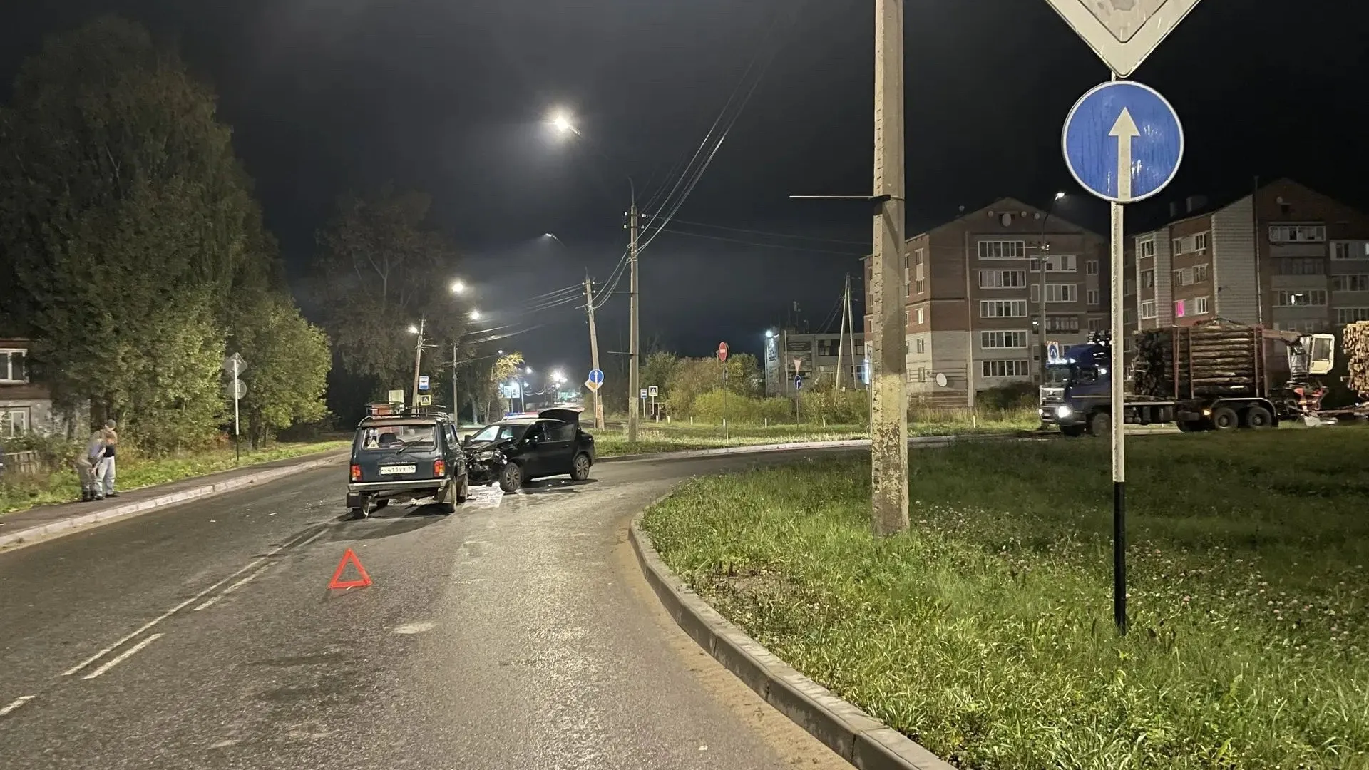 В столице Коми водитель с сотней нарушений устроил аварию на перекрестке