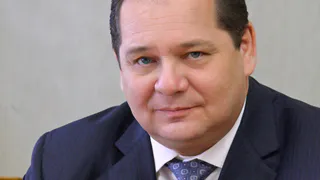Ростислав Гольдштейн указал чиновникам на их места