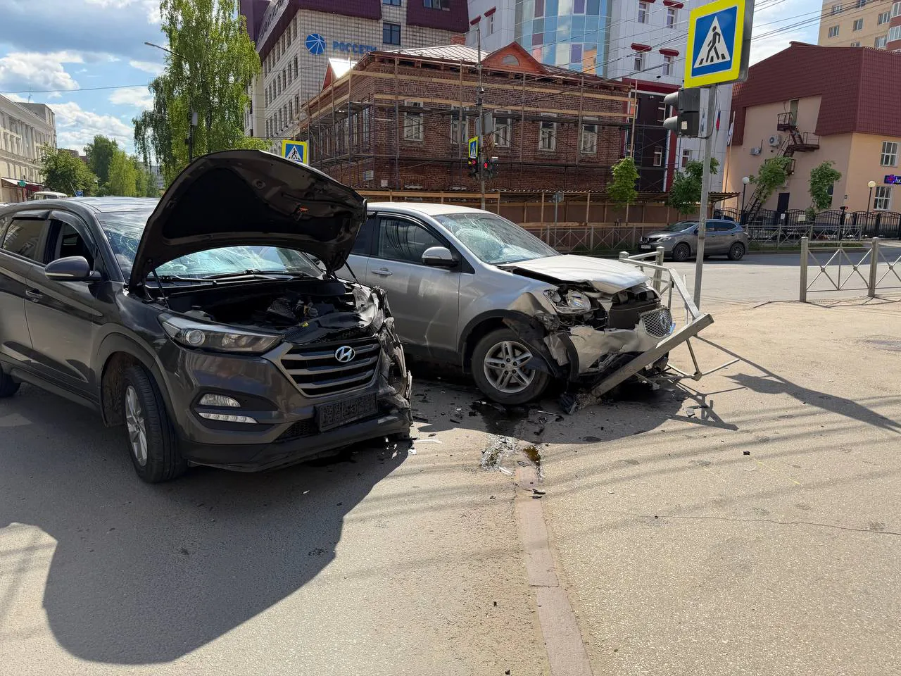 В Коми в двух ДТП пострадали пассажирка иномарки и юный велосипедист