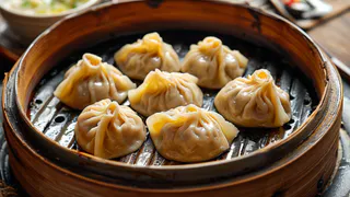 Не "лаврушка" и не петрушка: Что добавить в бульон для пельменей — вкус как в элитном ресторане