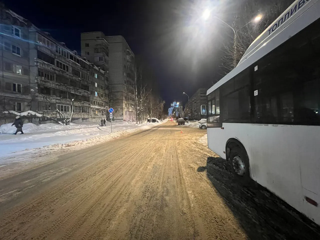 В ДТП на улицах Сыктывкара пострадали двое взрослых и маленькая девочка