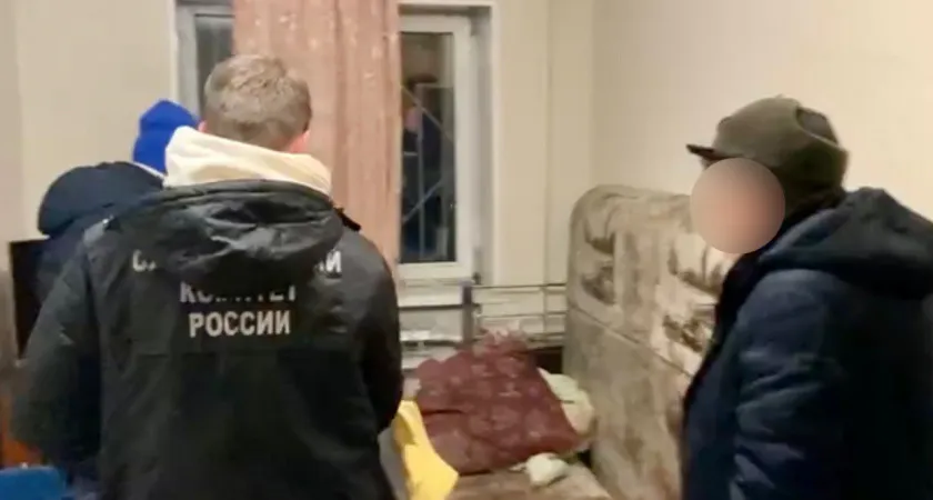 В Коми горе-отец избивал и морил голодом ребенка