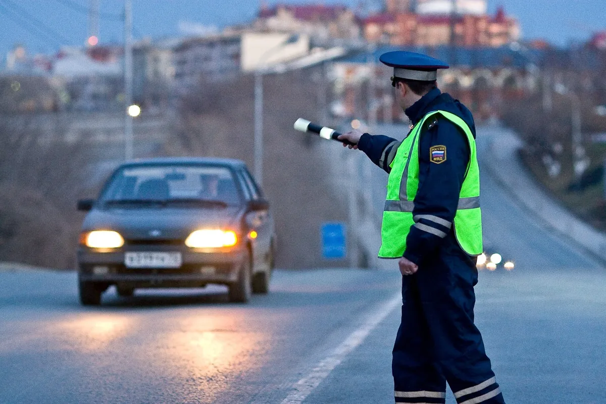 В Коми автоледи оплатила 88 штрафов после двух суток ареста