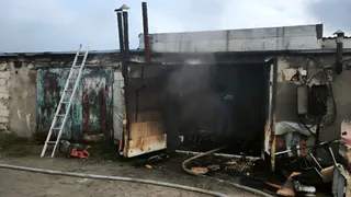 В Коми за сутки потушили три пожара и на одном спасли мужчину