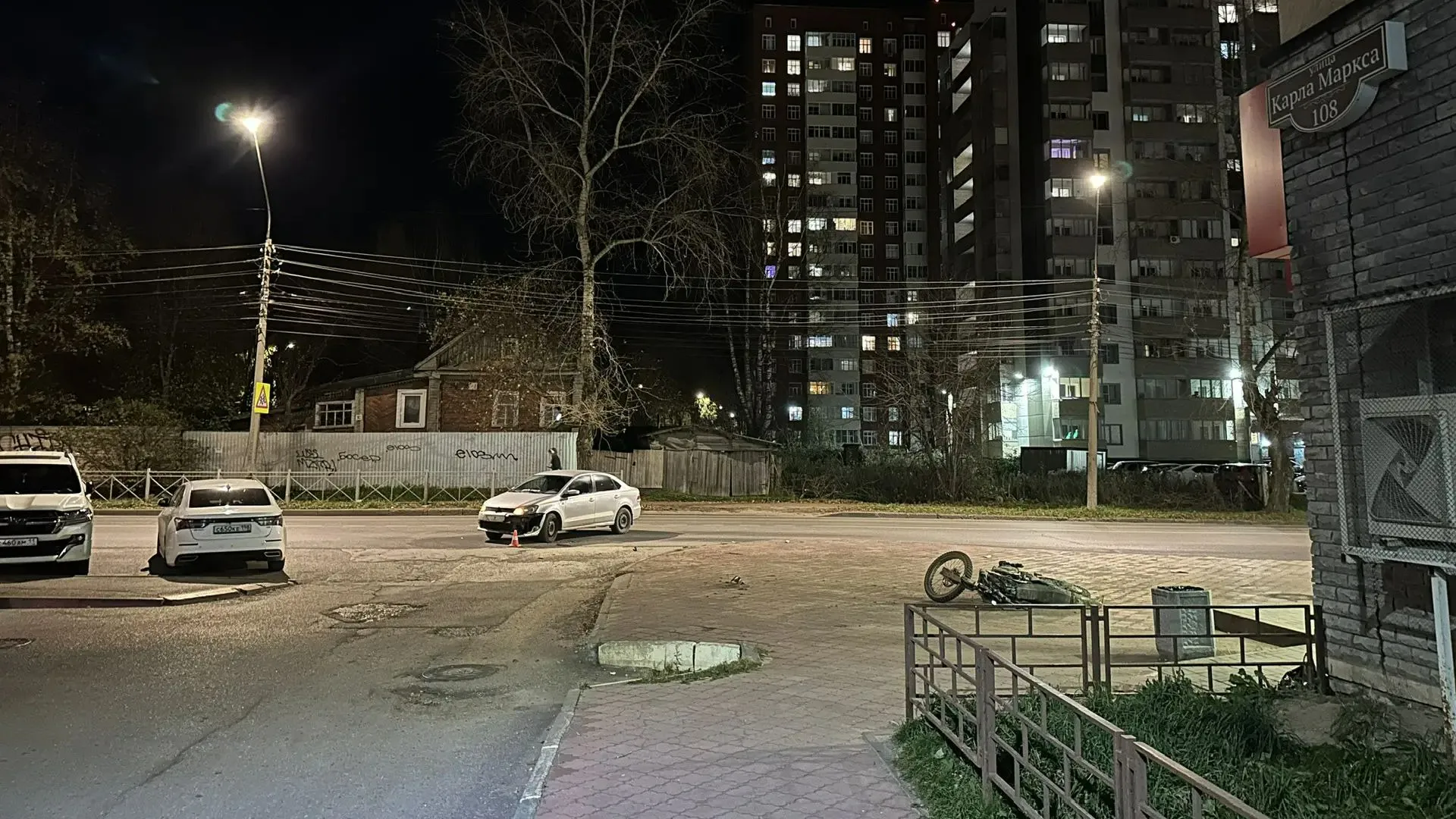 В столице Коми подросток на мотоцикле попал в больницу после ДТП