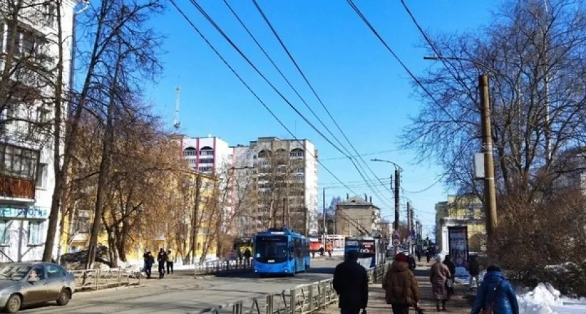 Новая большая волна девальвации в апреле: все денежные накопления обесценятся, как в 90-х