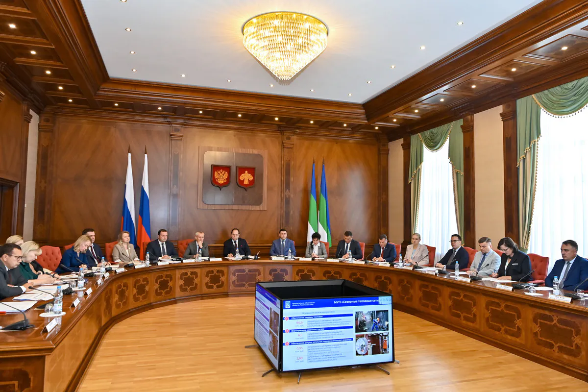 Ростислав Гольдштейн потребовал 100%-ой готовности к зиме: муниципалитеты Коми ускоряются