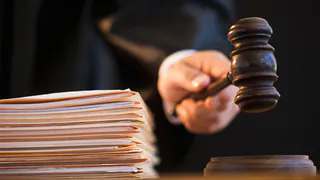 В Воркуте женщина путем умышленного поджога лишила мужчину жилья